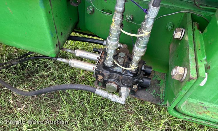 image for item DS2521 1981 John Deere  4240 tractor