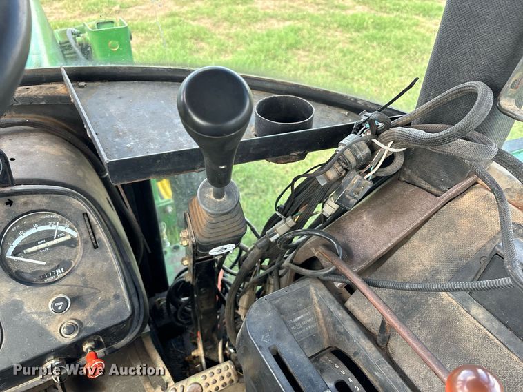 image for item DS2521 1981 John Deere  4240 tractor