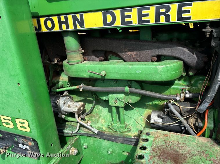 image for item DS2521 1981 John Deere  4240 tractor