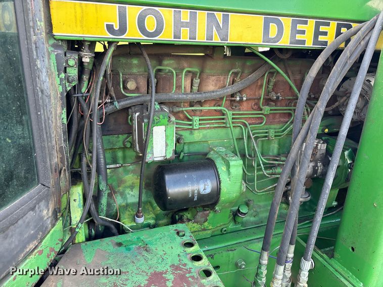 image for item DS2521 1981 John Deere  4240 tractor