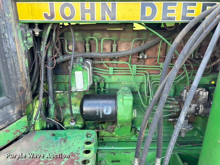 image for item DS2521 1981 John Deere  4240 tractor