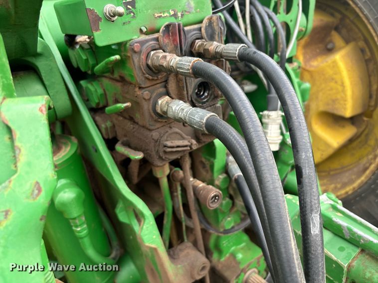 image for item DS2522 Sunflower  9433-40 grain drill