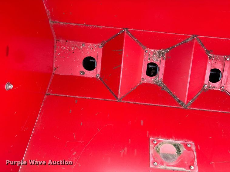 image for item DS2522 Sunflower  9433-40 grain drill