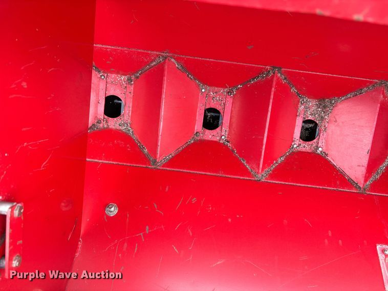 image for item DS2522 Sunflower  9433-40 grain drill