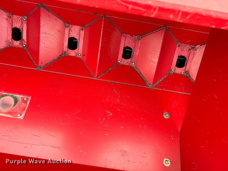 image for item DS2522 Sunflower  9433-40 grain drill