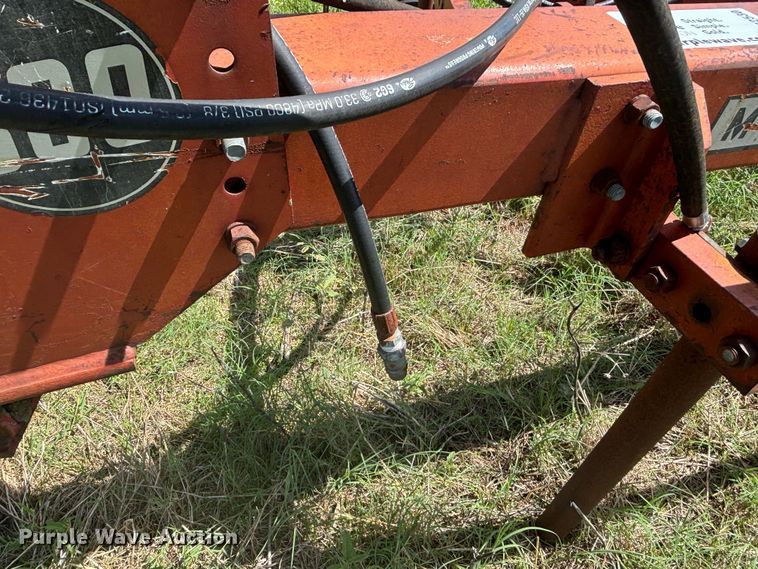 image for item DS2530 Massey Ferguson  880 seven bottom plow