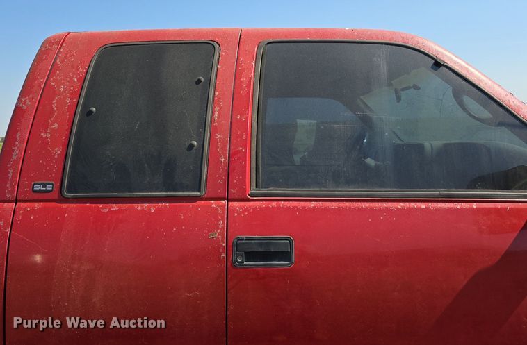 image for item DS4814 1998 GMC Sierra 1500 Ext. Cab pickup truck