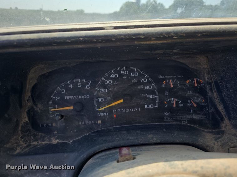 image for item DS4814 1998 GMC Sierra 1500 Ext. Cab pickup truck