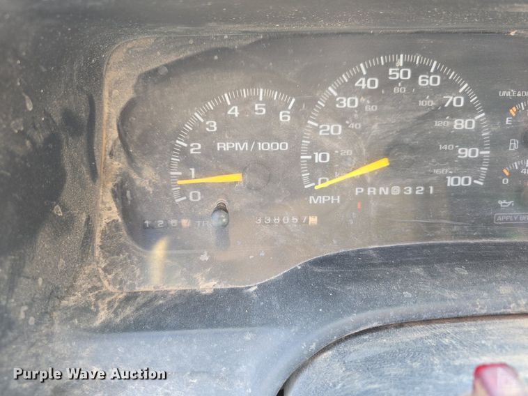 image for item DS4814 1998 GMC Sierra 1500 Ext. Cab pickup truck