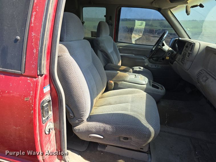 image for item DS4814 1998 GMC Sierra 1500 Ext. Cab pickup truck