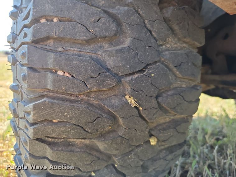 image for item DS4814 1998 GMC Sierra 1500 Ext. Cab pickup truck