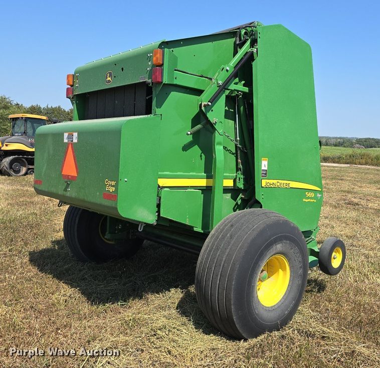 image for item DS4817 2017 John Deere 569 Mega Wide round baler