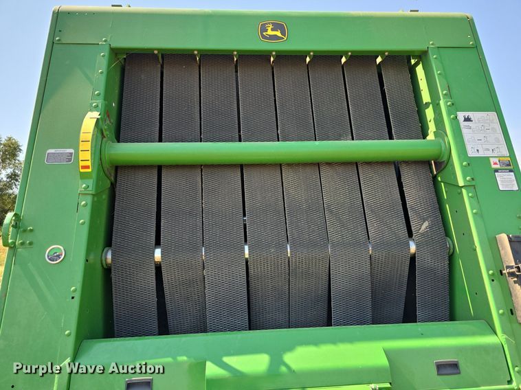 image for item DS4817 2017 John Deere 569 Mega Wide round baler