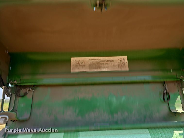 image for item DS4817 2017 John Deere 569 Mega Wide round baler