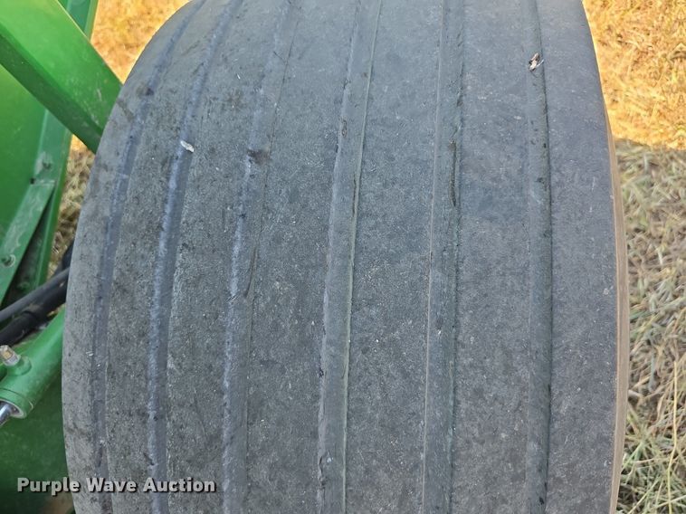 image for item DS4817 2017 John Deere 569 Mega Wide round baler