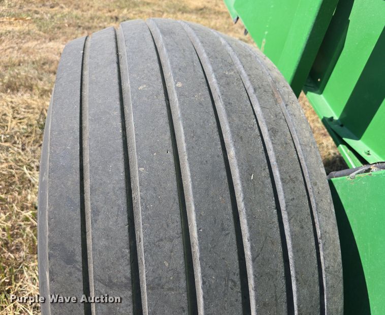 image for item DS4817 2017 John Deere 569 Mega Wide round baler
