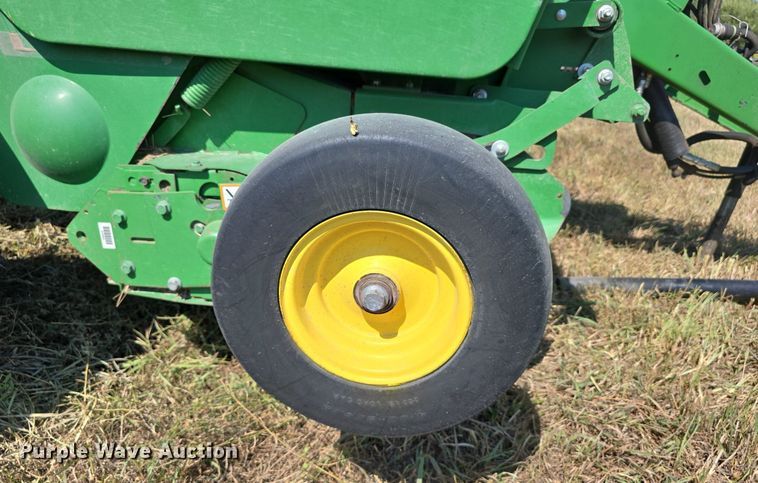 image for item DS4817 2017 John Deere 569 Mega Wide round baler