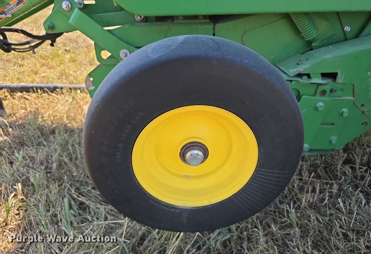 image for item DS4817 2017 John Deere 569 Mega Wide round baler