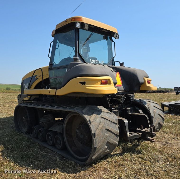image for item DS4819 1999 Caterpillar Challenger 65E tractor