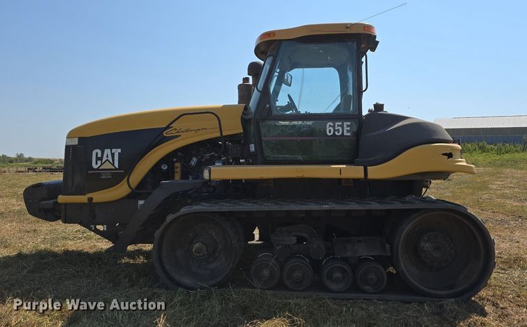 image for item DS4819 1999 Caterpillar Challenger 65E tractor