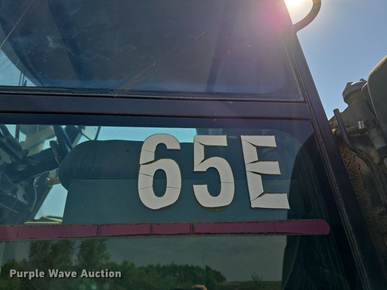 image for item DS4819 1999 Caterpillar Challenger 65E tractor