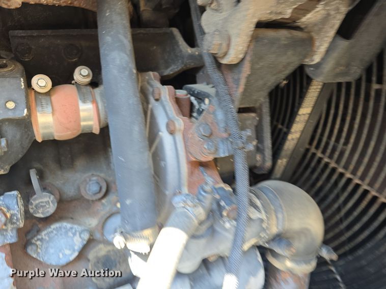 image for item DS4819 1999 Caterpillar Challenger 65E tractor