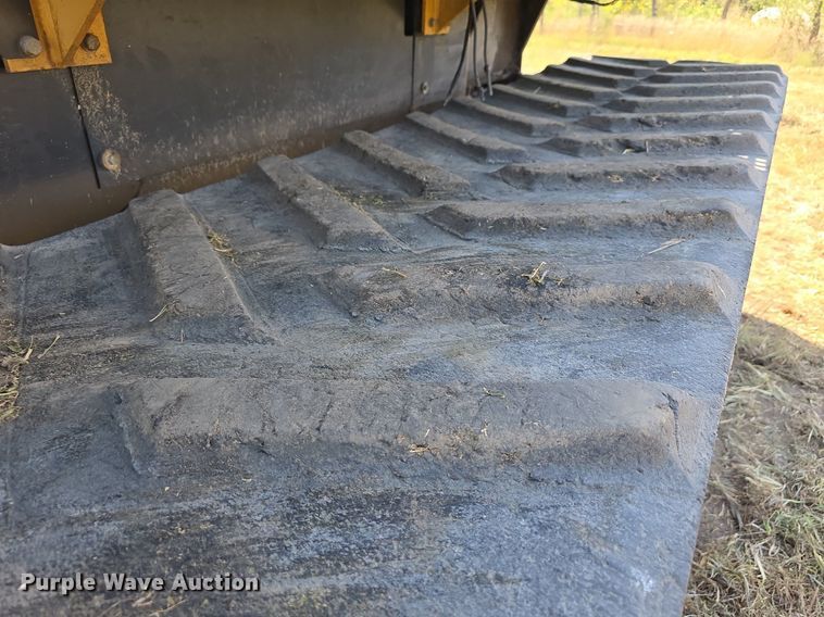 image for item DS4819 1999 Caterpillar Challenger 65E tractor