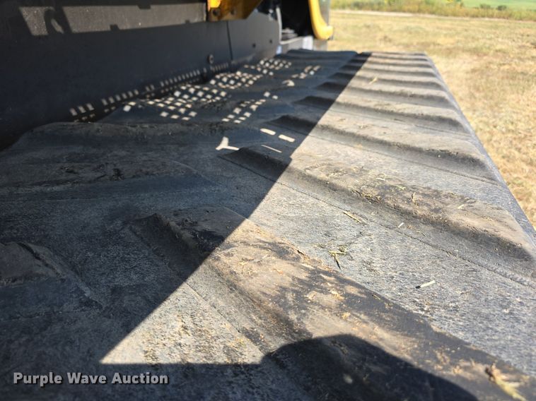 image for item DS4819 1999 Caterpillar Challenger 65E tractor