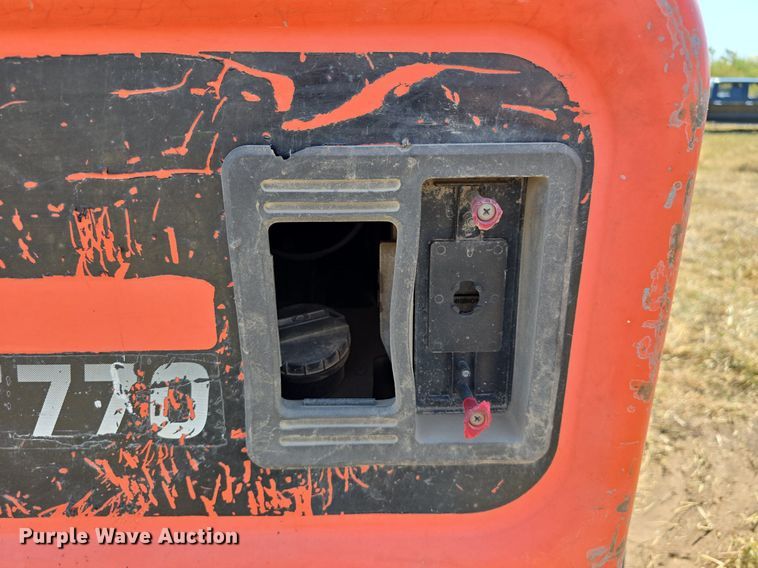 image for item DS4820 2013 Bobcat T770 tracked skid steer loader