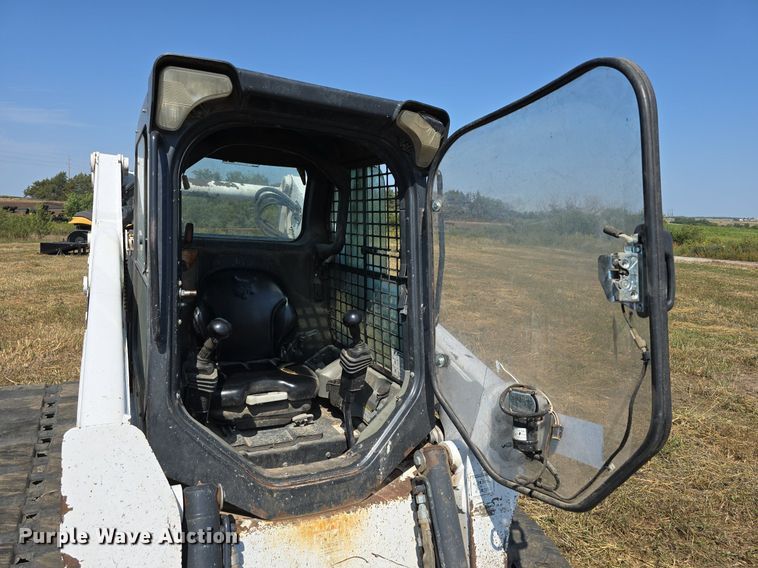 image for item DS4820 2013 Bobcat T770 tracked skid steer loader