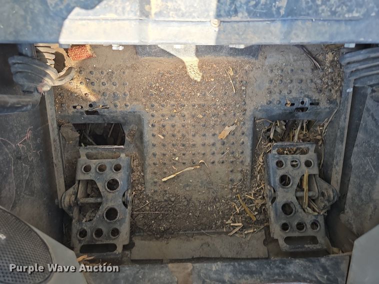 image for item DS4820 2013 Bobcat T770 tracked skid steer loader