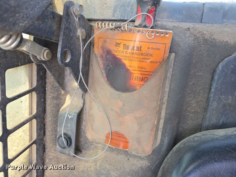 image for item DS4820 2013 Bobcat T770 tracked skid steer loader