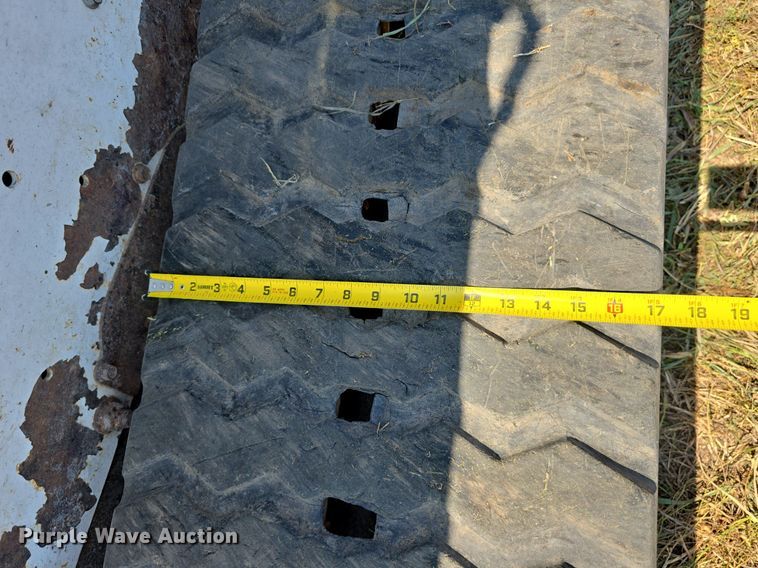 image for item DS4820 2013 Bobcat T770 tracked skid steer loader