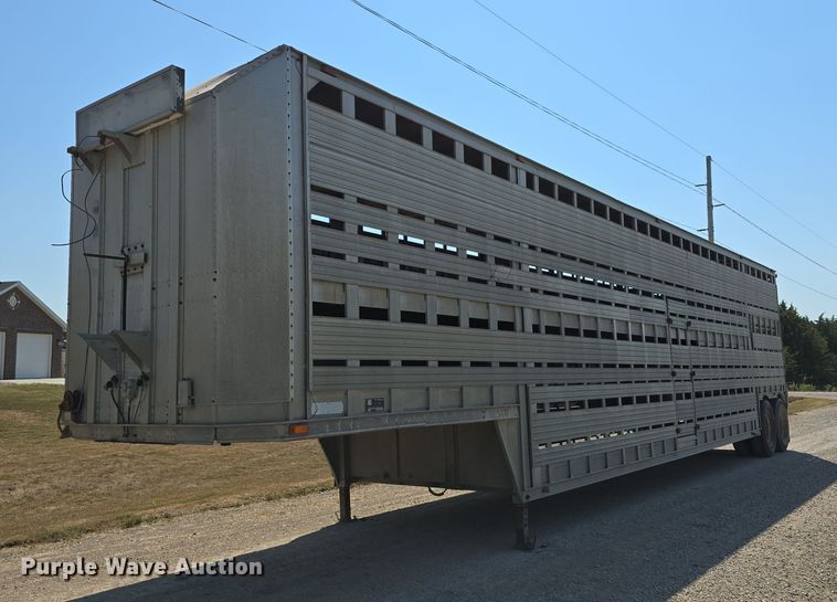 image for item DS4821 1983 Barrett Trailers livestock trailer