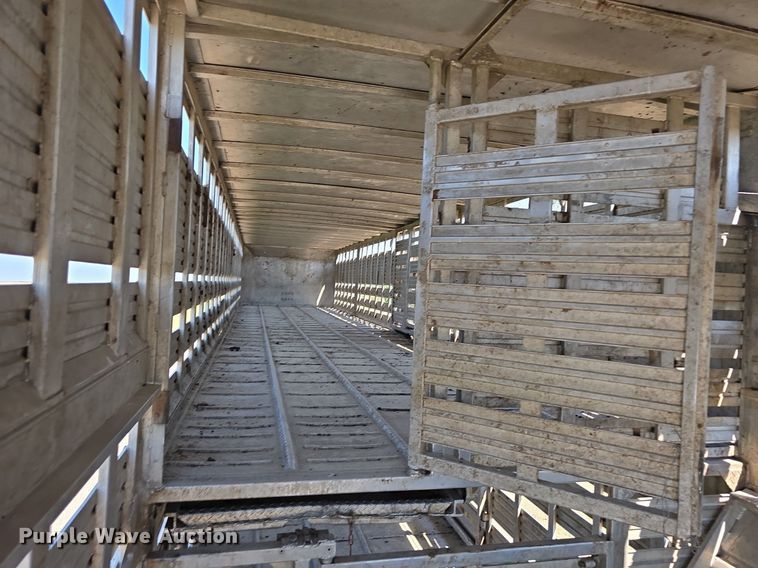 image for item DS4821 1983 Barrett Trailers livestock trailer