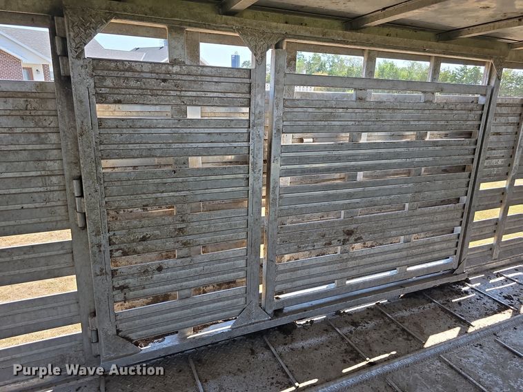 image for item DS4821 1983 Barrett Trailers livestock trailer