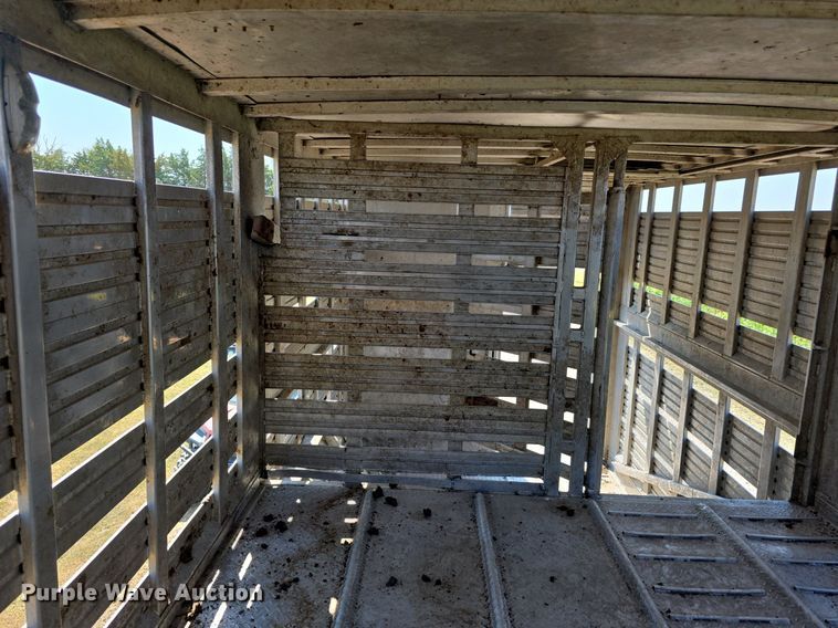 image for item DS4821 1983 Barrett Trailers livestock trailer