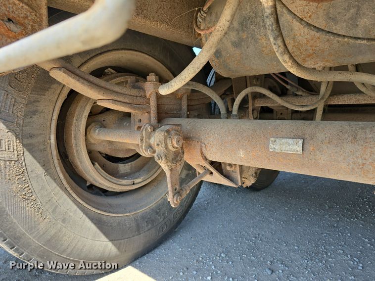 image for item DS4821 1983 Barrett Trailers livestock trailer