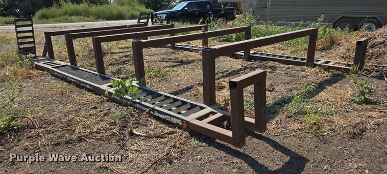 image for item DS4822 Sprayer hauling rack