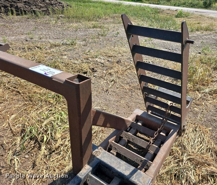 image for item DS4822 Sprayer hauling rack