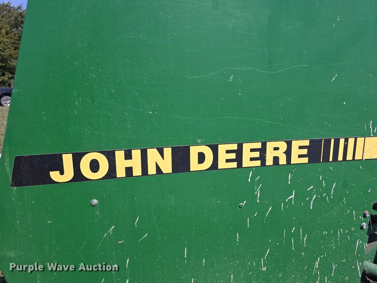 image for item DS4825 1990 John Deere 535 round baler
