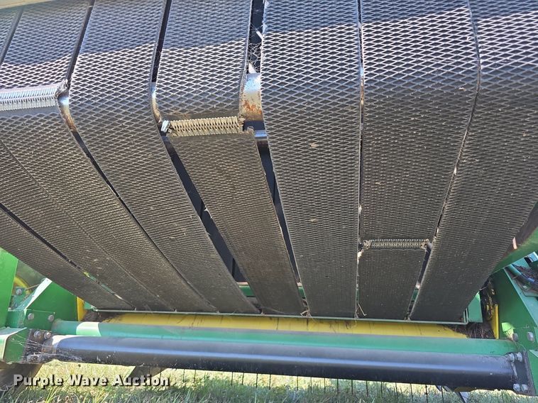 image for item DS4825 1990 John Deere 535 round baler