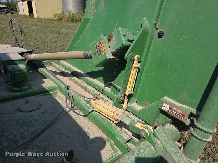 image for item DS4826 John Deere 1518 batwing rotary mower