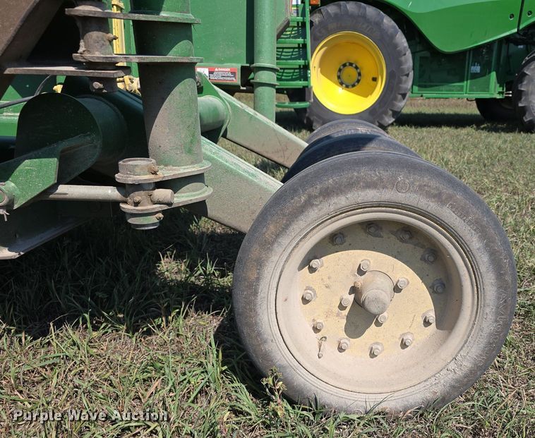 image for item DS4826 John Deere 1518 batwing rotary mower