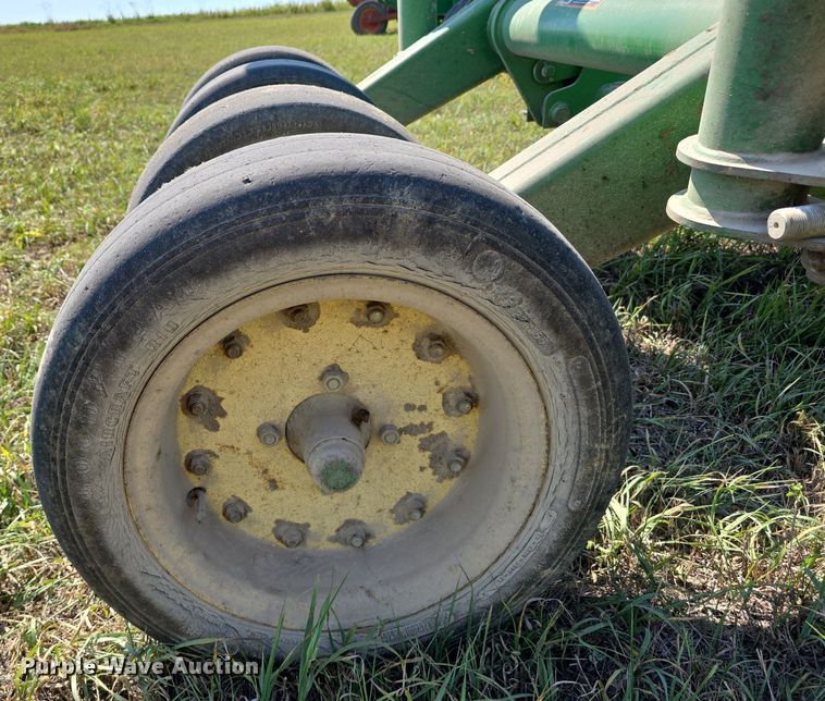 image for item DS4826 John Deere 1518 batwing rotary mower