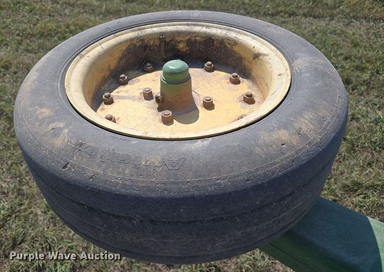 image for item DS4826 John Deere 1518 batwing rotary mower