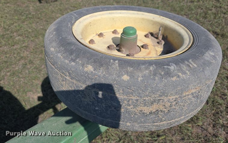 image for item DS4826 John Deere 1518 batwing rotary mower