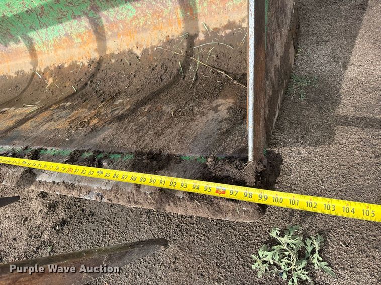 image for item DS7533 1994 John Deere 7800 MFWD tractor