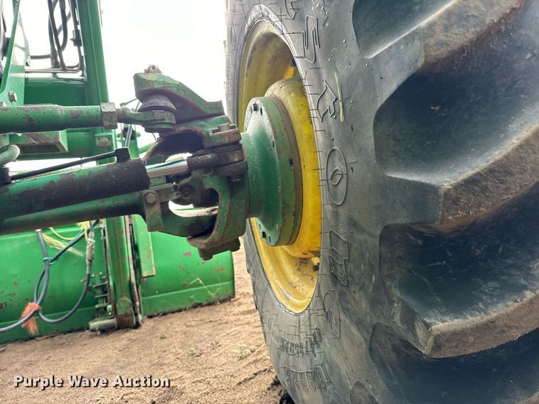 image for item DS7533 1994 John Deere 7800 MFWD tractor