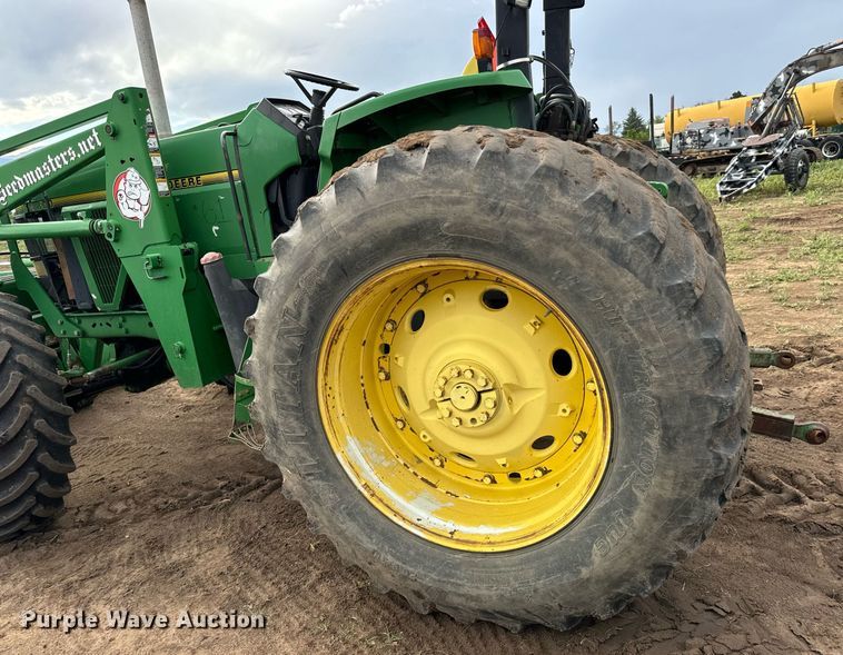 image for item DS7533 1994 John Deere 7800 MFWD tractor